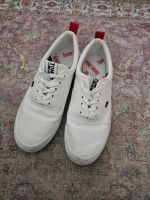 Tommy Hilifger Sneaker weis gr 41 Frankfurt am Main - Bockenheim Vorschau