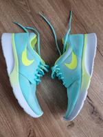 Nike Damensneaker Gr. 39, neuwertig Bayern - Vöhringen Vorschau