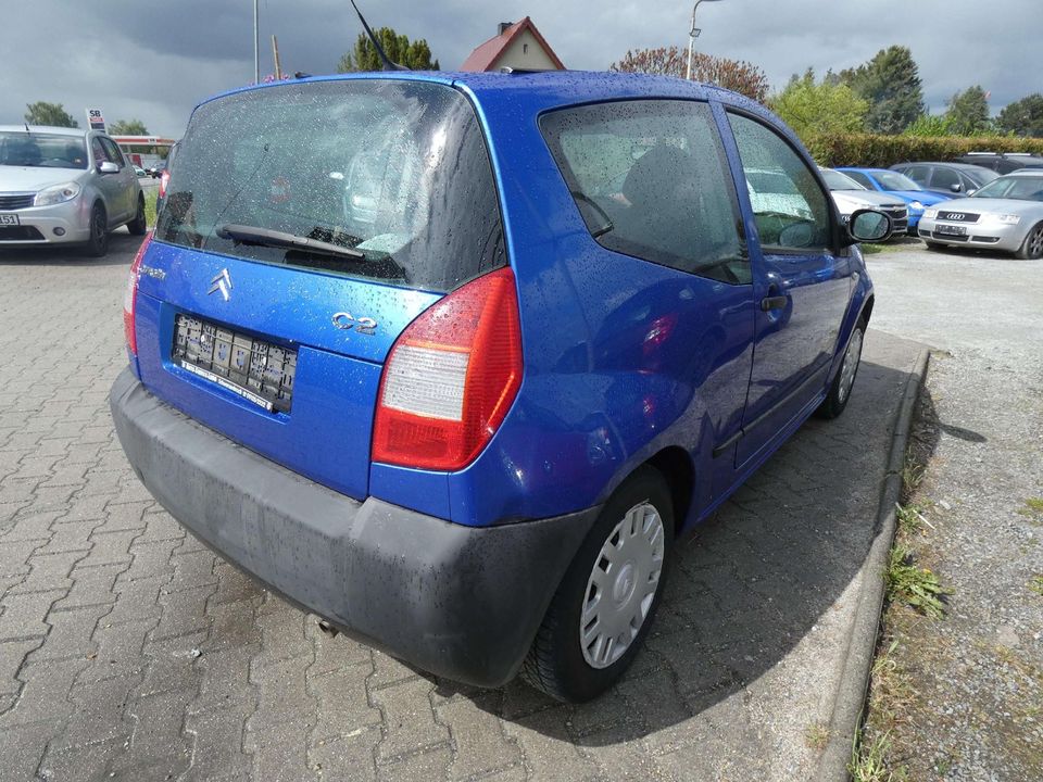 Citroën C2 Advance 1.Hand CD Radio Winterräder HU AU Neu in Bautzen