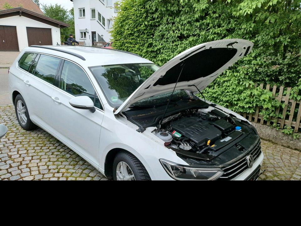 Top Passat Variant 06/2018 TDi Comfortline (Typ 3G5) 6-Gang in Mindelheim