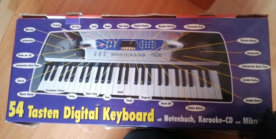 Keyboard voll funktionsfähig in Marktheidenfeld