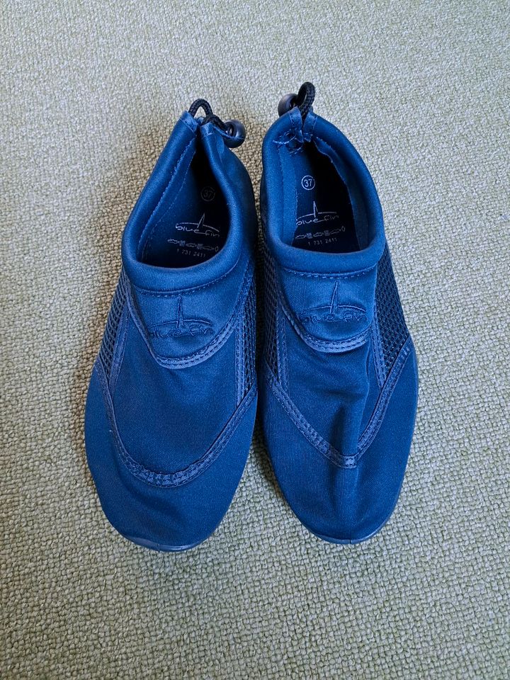 Badeschuhe Gr.37, blau in Nordstemmen