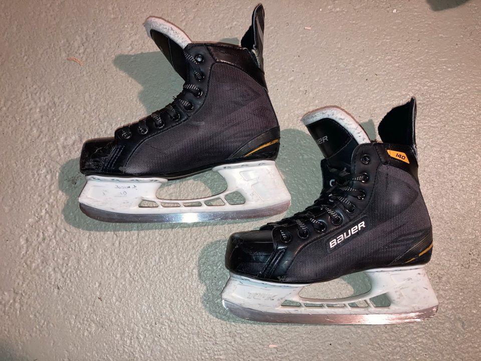 Schlittschuhe Eishockey 38,5 in Berchtesgaden