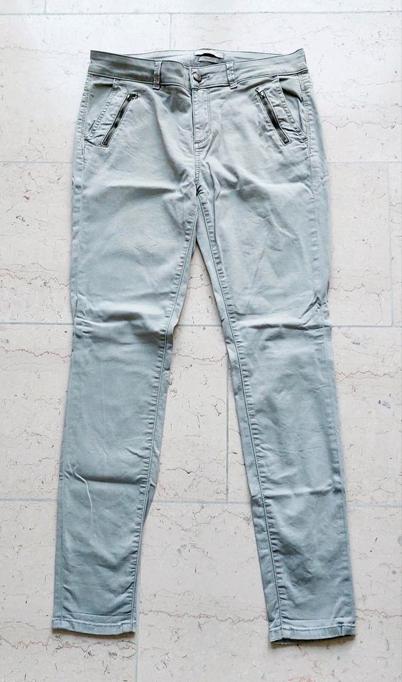 Esprit Skinny graue Jeans Größe 38 L32 in Mauritz