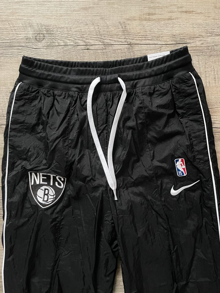 Nike Trainingshose Gr. S NEU Jogginghose NBA Brooklyn Nets Hose in Hamburg