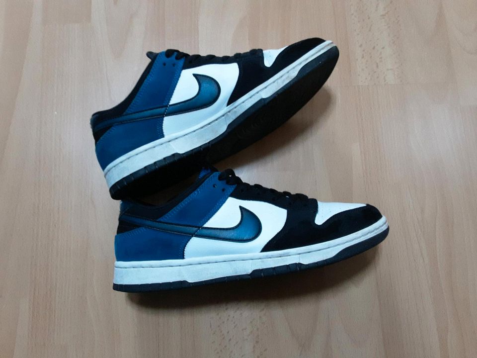 Nike Dunk low blau Gr.43 in Hünstetten