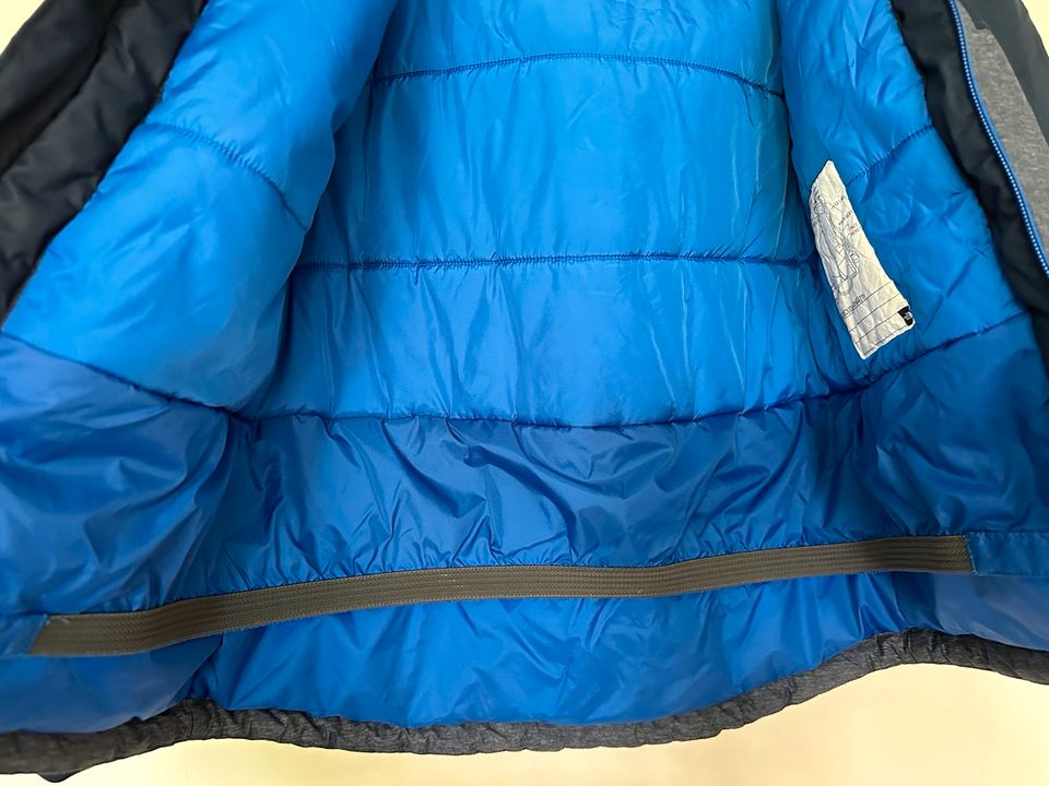 The North Face Gr.M Winterjacke Snowboardjacke in Windeby