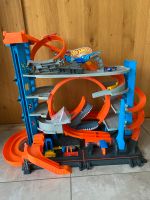 Hot Wheels Bahn Garage Haiangriff Nordrhein-Westfalen - Breckerfeld Vorschau