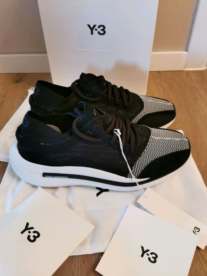 Adidas Y-3 Sneaker Quisah Knit schwarz weiß Gr.46 2/3 in Ebermannstadt