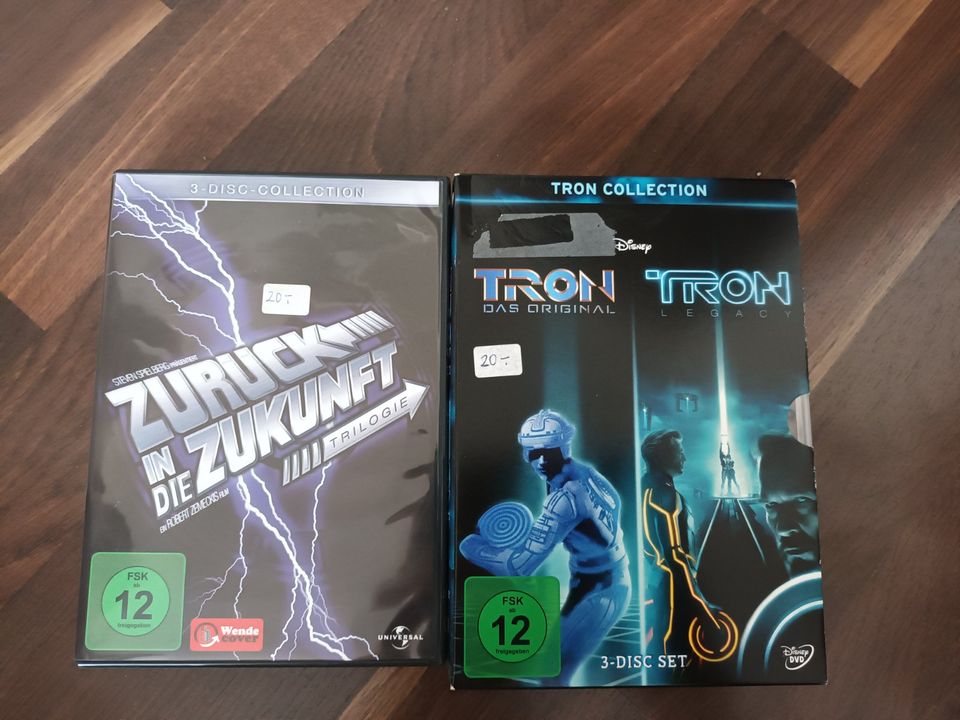 DVD Box "Tron" von Disney und "Zurück in die Zukunft"-Trilogie in Donauwörth