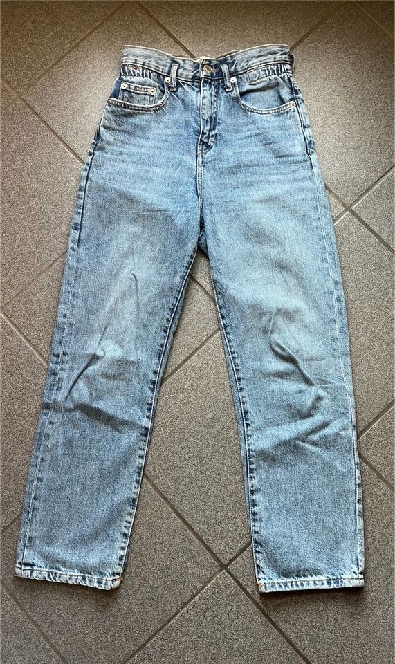 Pull & Bear Hose - Straight Jeans in Geldern