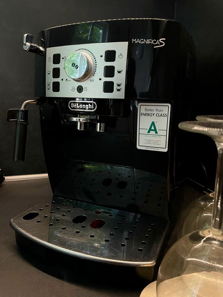 Kaffeemaschine | DeLonghi Magnifica S | Vollautomat in Wuppertal