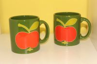 2 X Wächterbach Becher Mug Kaffee Tee vintage Apfel Graziela Niedersachsen - Emden Vorschau