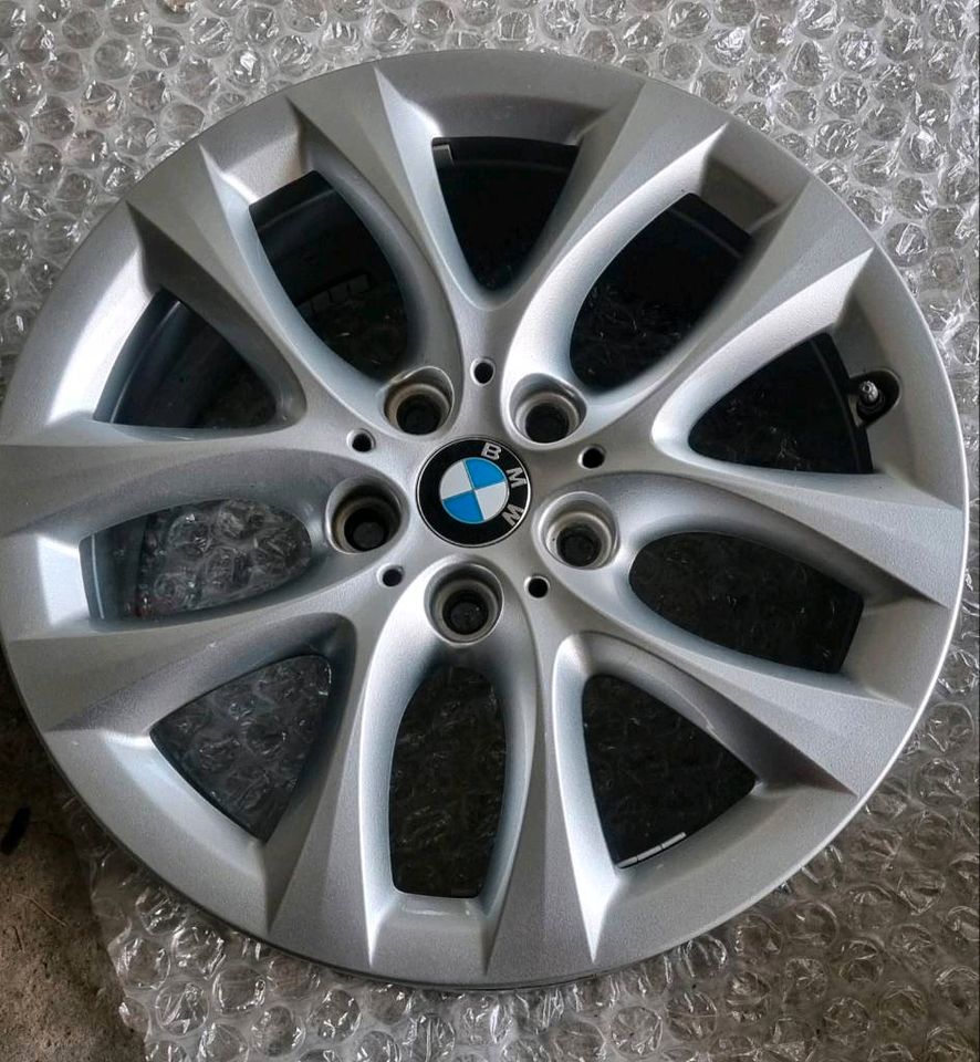 4X Original BMW Alufelge V-Speiche 479 Silber 17 Zoll BMW 2er F45 in Bornheim