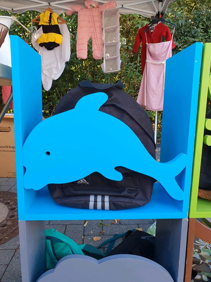 Kinderzimmer Regale Dinosaurier Affe Delfin Elefant 4 Regale in Stolberg (Rhld)