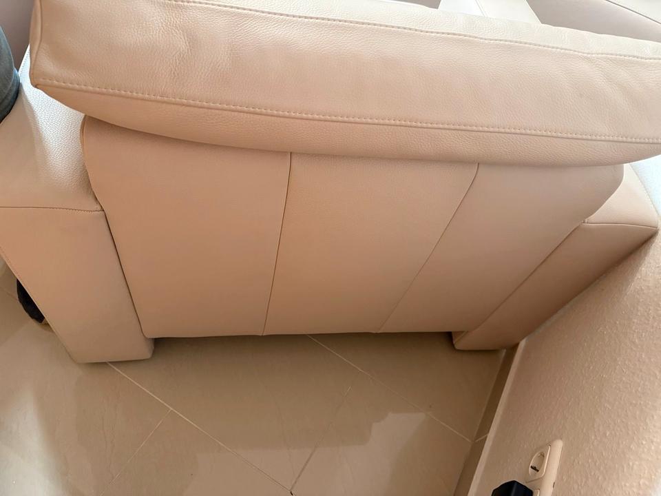 Leder Sitzgarnitur 1 Sofa + 2 Sessel + 1 Hocker (Sofa Sitzgruppe) in Neunkirchen-Seelscheid