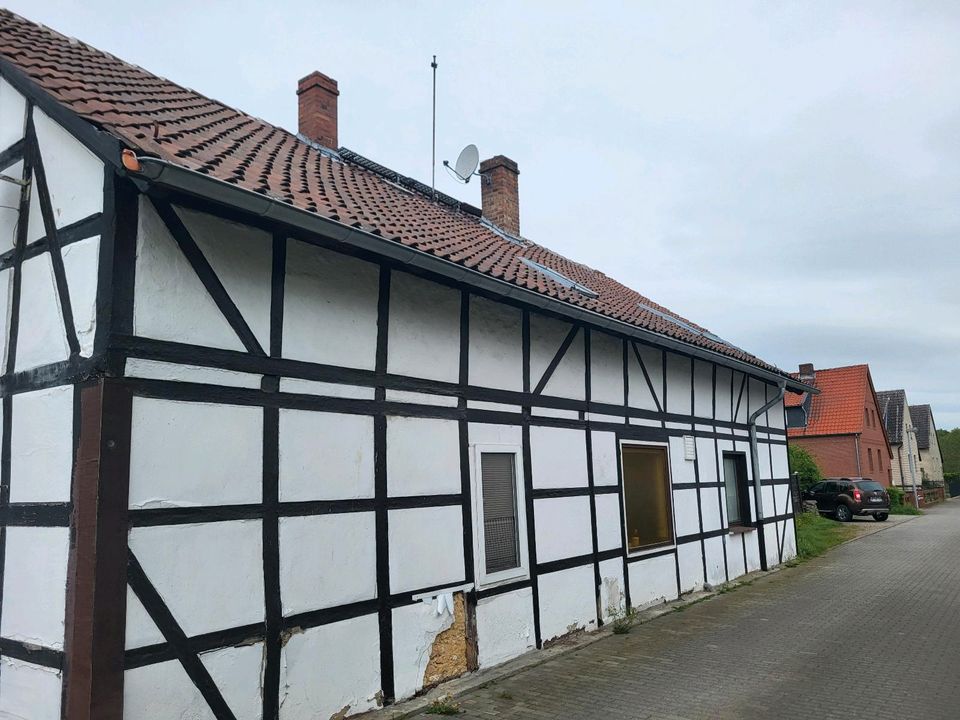 Renovierungsbedürftiges Einfamilien Fachwerkhaus in Königslutter am Elm