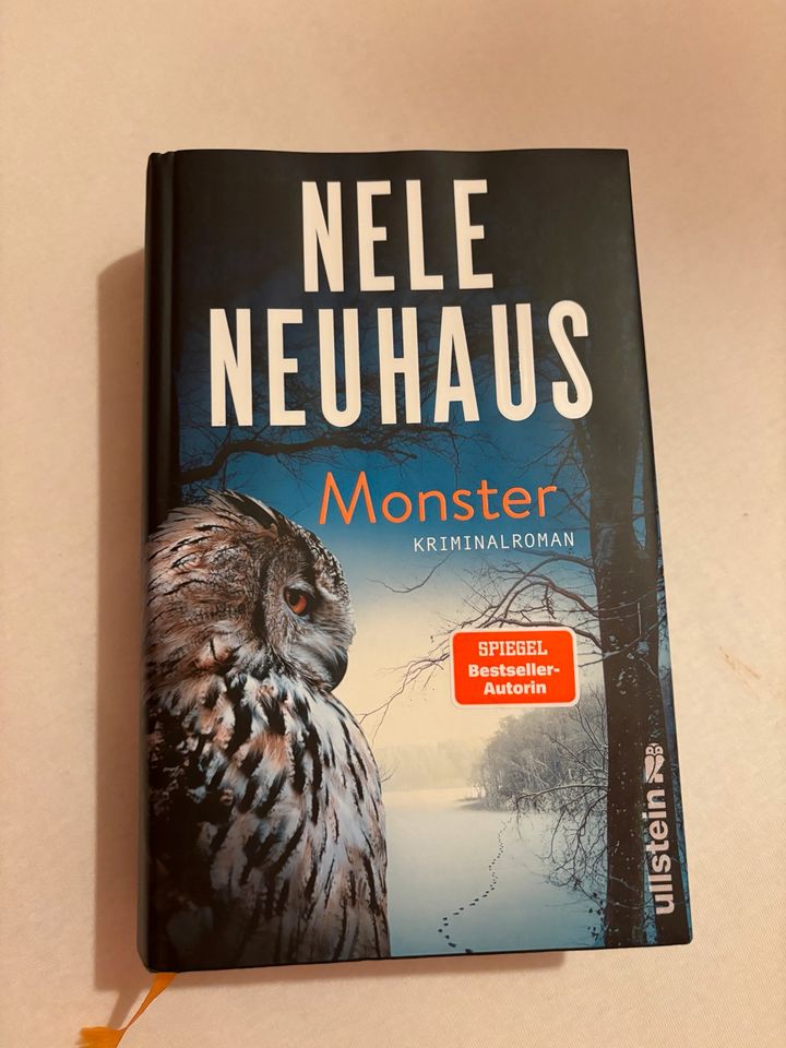 Nele Neuhaus - Monster in Wiesbaden