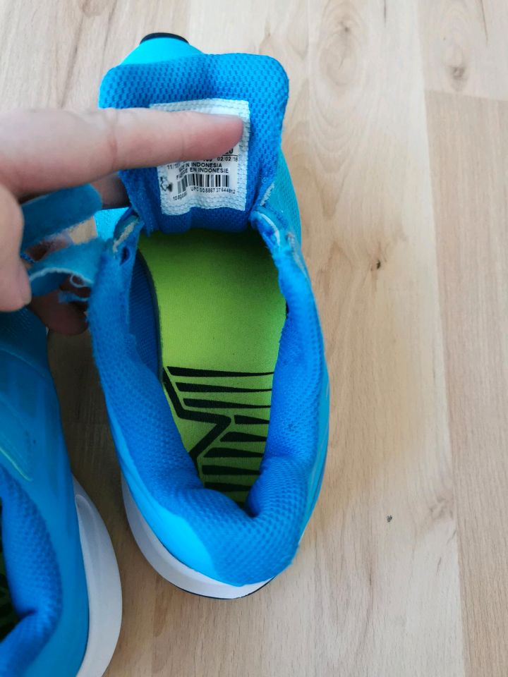 Nike Laufschuhe Top Zustand Größe 32 in Bielefeld