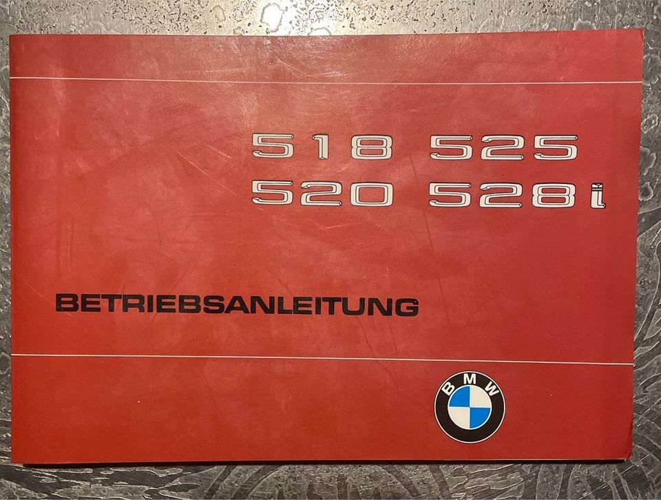 BMW Betriebsanleitung für BMW e12 NFL von 1979 / 1980 in Lübeck