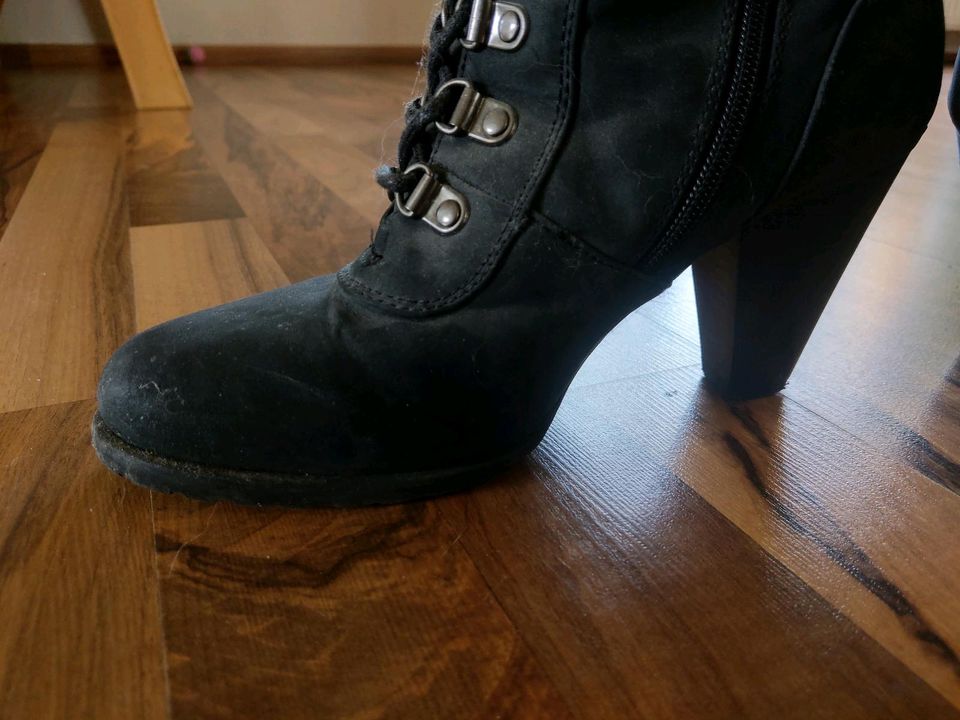 Damenstiefel in Bergen