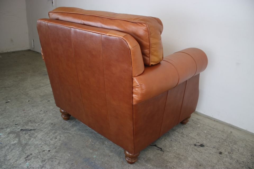 Chesterfield Sessel Echtleder Cognac Einsitzer Sofa Englisch in Berlin