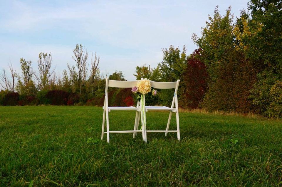 Klappstuhl Weiß mieten leihen Stuhl Hochzeit Stühle freie Trauung in Dresden