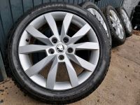 Kompletträder Winterreifen Skoda Octavia III 5E 205/50R17 93V 8mm Nordrhein-Westfalen - Detmold Vorschau