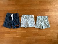 Kurze Hosen Mädchen/Jungen Größe 98/104 Stuttgart - Zuffenhausen Vorschau