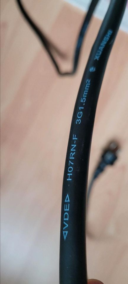 Kabel mit Stecker 3 adrig schwarz H07RN-F... in Lippstadt