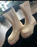 DeeZee Damenstiefel beige Neu mit Karton 36 Nordrhein-Westfalen - Bad Wünnenberg Vorschau