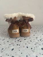 UGG T MINI BAILEY BOW II Winterboots mit Warmfutter Bochum - Bochum-Ost Vorschau