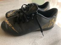 Nike Hallenschuhe Gr. 36,5 Hessen - Immenhausen Vorschau