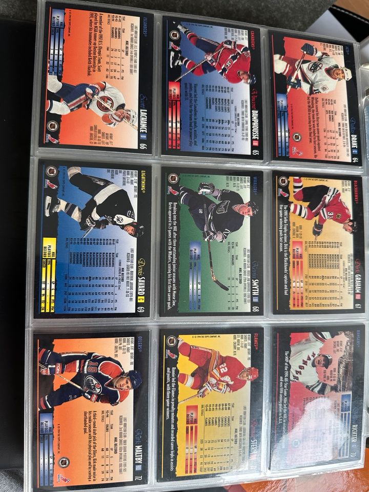 Hockey Trading Cards Upper Deck / Topps 1993/94 in Hanau