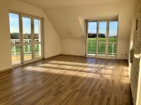 Schöne DG-Maisonette-Wohnung mit 5 Balkonen / EBK / TG Sachsen - Frankenberg (Sa.) Vorschau