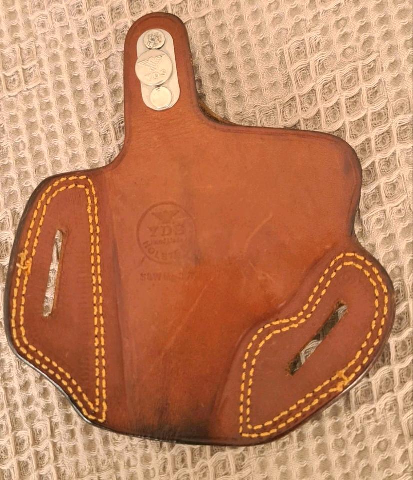 S&W Mg 357 Magnum Echtes Leder Combat Gürtelholster Hand Made in Bad Wimpfen