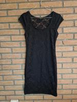 Tally Weijl Spitzenkleid Gr. 38/40 Nordrhein-Westfalen - Salzkotten Vorschau