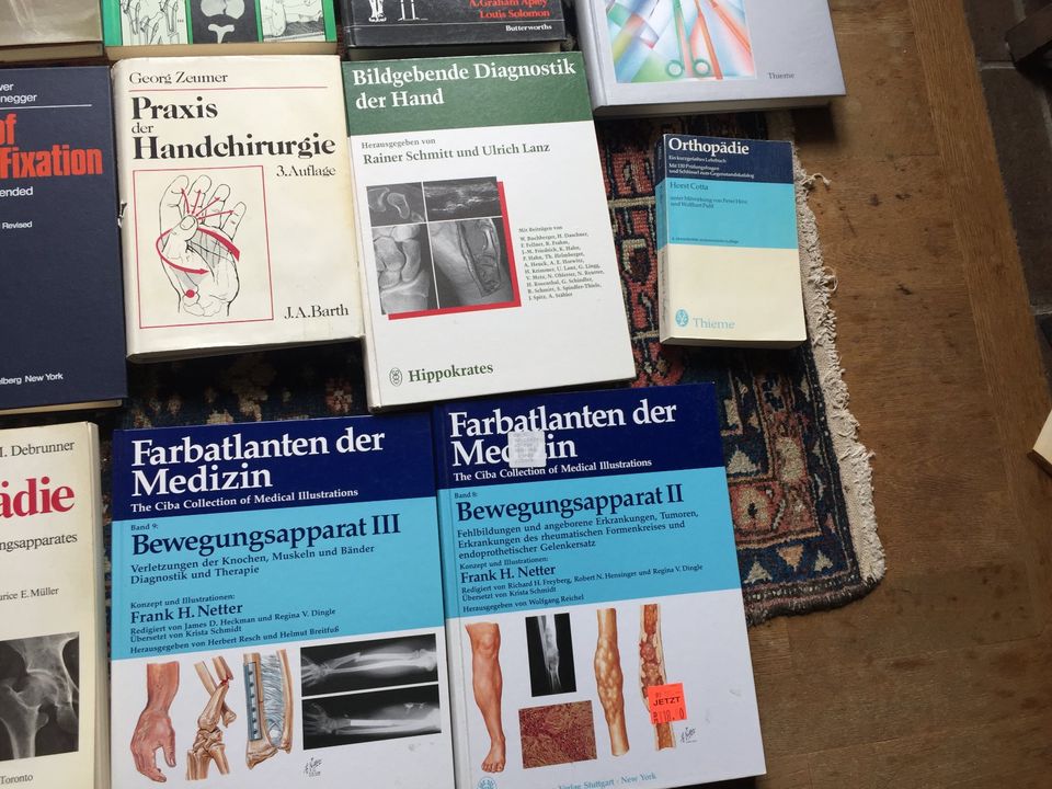 14 Fachbücher Medizin Orthopädie in Volkenschwand