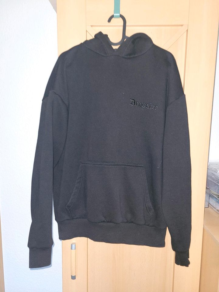 Dropsize Hoodie Größe XS schwarz in Gosen-Neu Zittau