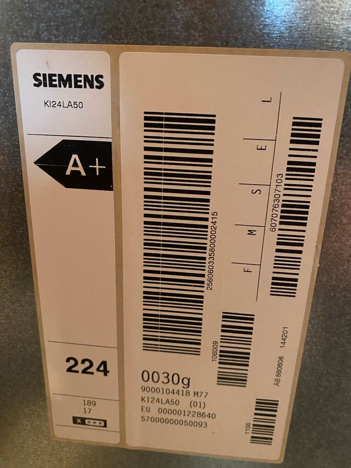 Einbaukühlschrank Siemens A+ zu verschenken in Rosenheim