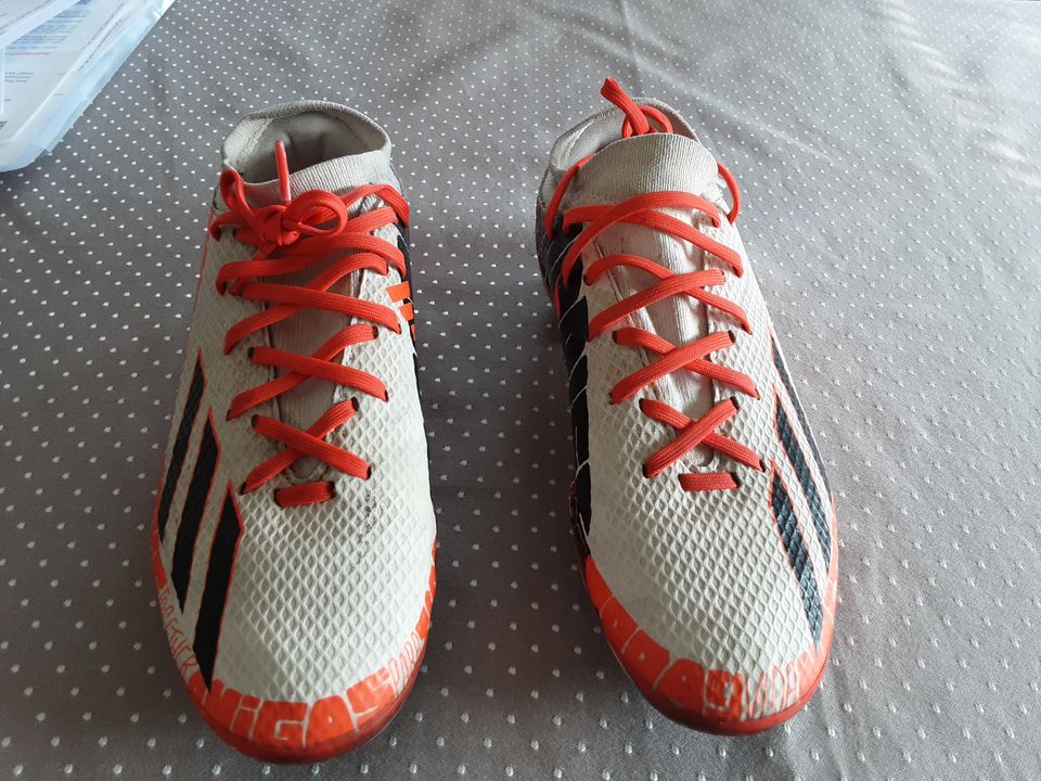 Adidas Fussballschuhe,  Größe 38(5), guter Zustand in Morbach