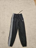 Verkaufe Mädchen Sporthose von ADIDAS 34 Brandenburg - Neuenhagen Vorschau
