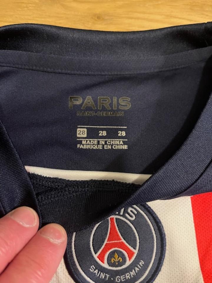 Paris Saint German Trikot+Hose+Stutzen, Lionel Messi, Größe 152 in Freren