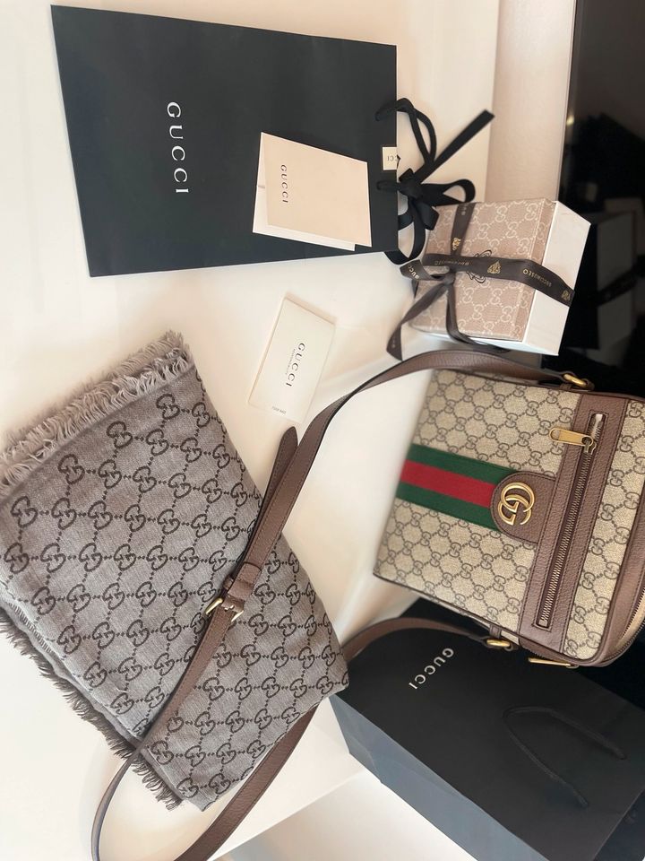 Gucci Schal Tuch Wendeschal braun beige mit Rechnung in Saarbrücken