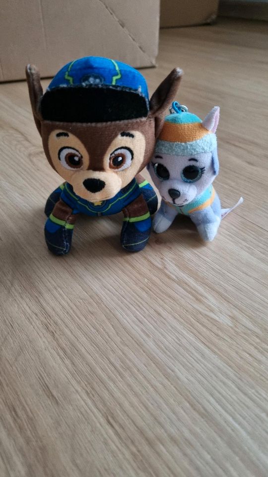 Paw Patrol Stofftiere Chase Everest in Ascha