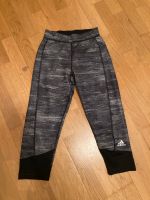 Adidas techfit Hose Sporthose Trainingshose grau xxs Nordrhein-Westfalen - Ahaus Vorschau