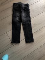 Ungetragene Kinder Hose Jeans Tom Tailor schwarzgrau Gr 104 Sachsen-Anhalt - Naumburg (Saale) Vorschau