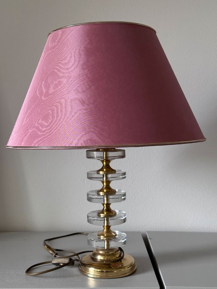 2x Vintage Lampen Gold mit Lachsfarbenen Lampenschirmen in Köln