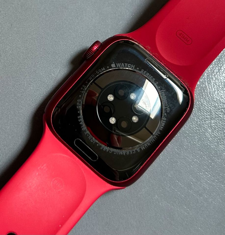 Apple Watch Series 7 41mm in Südbrookmerland
