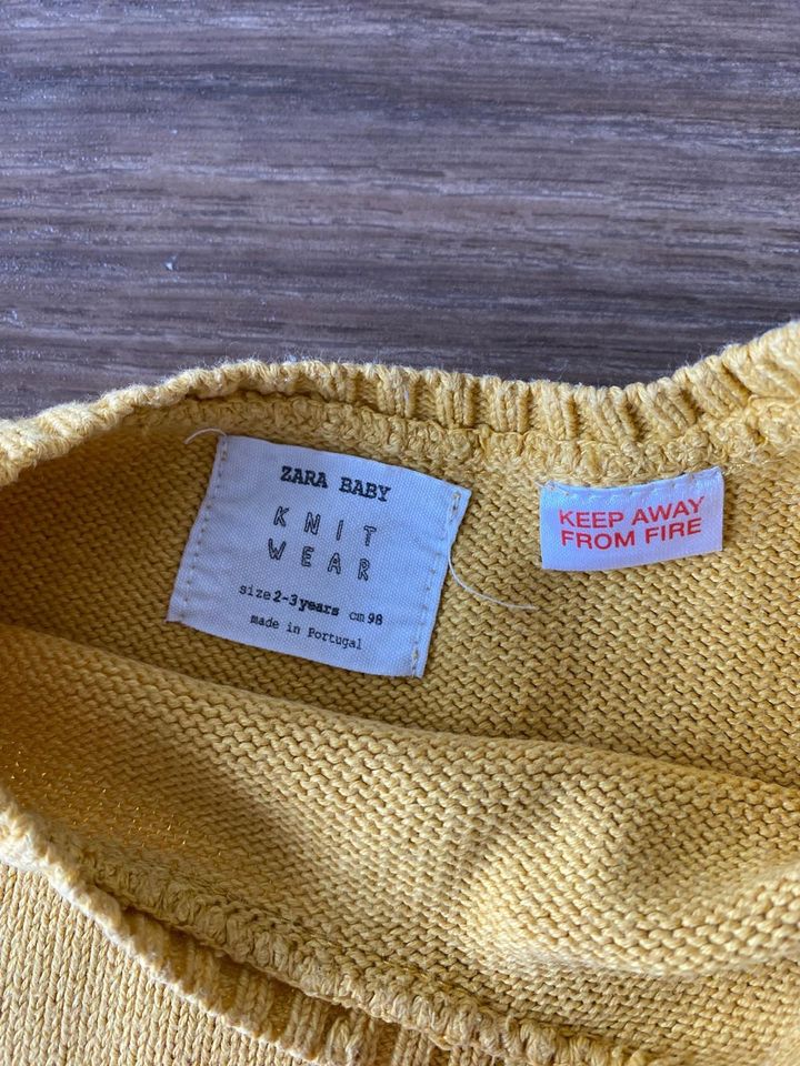 Baby Pullover Zara Gr. 98 cm in Freising